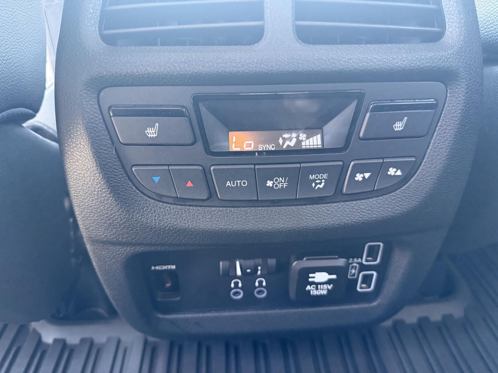 2022 Honda Pilot Touring 7-Passenger