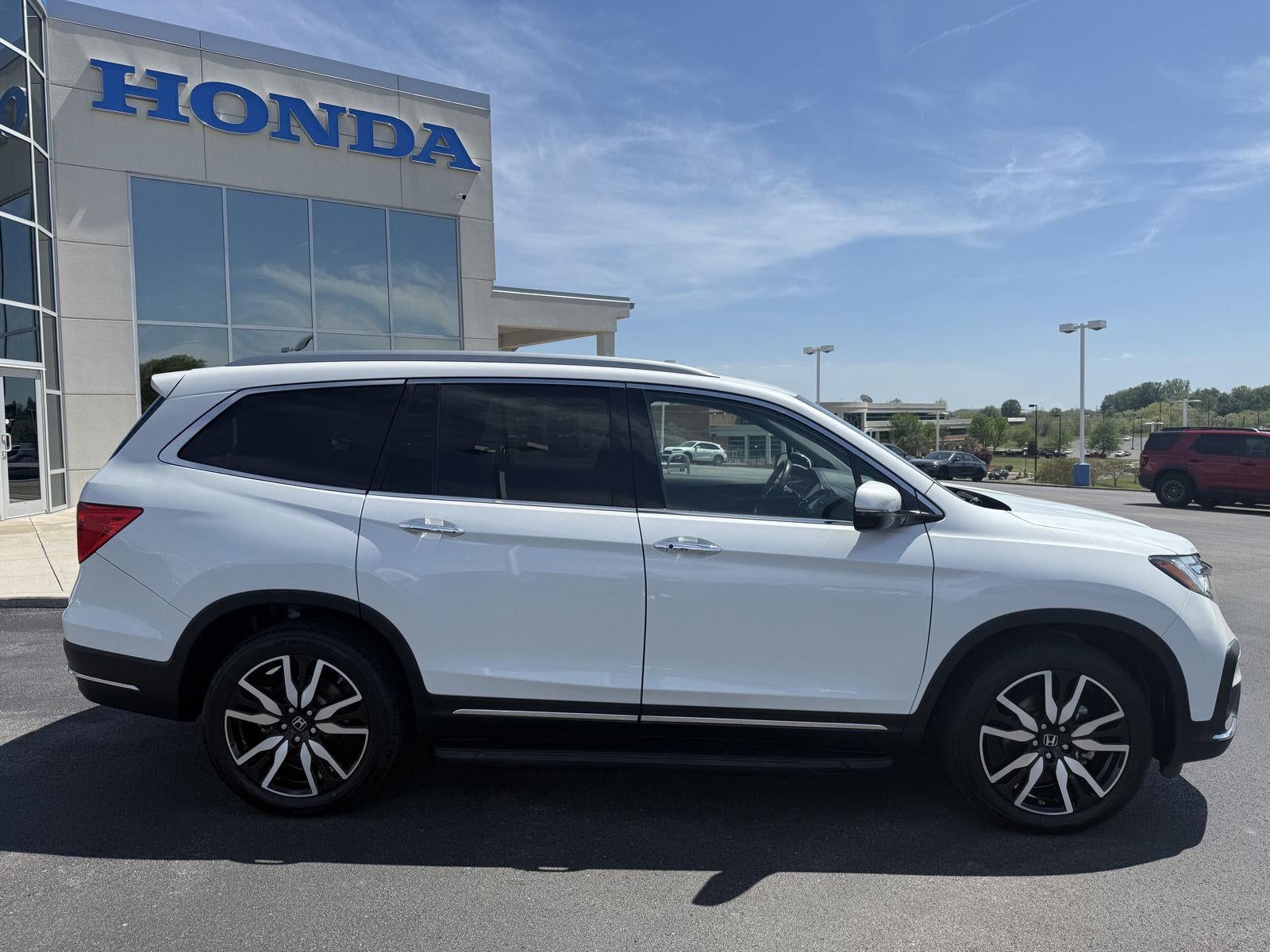 2022 Honda Pilot Touring 7-Passenger