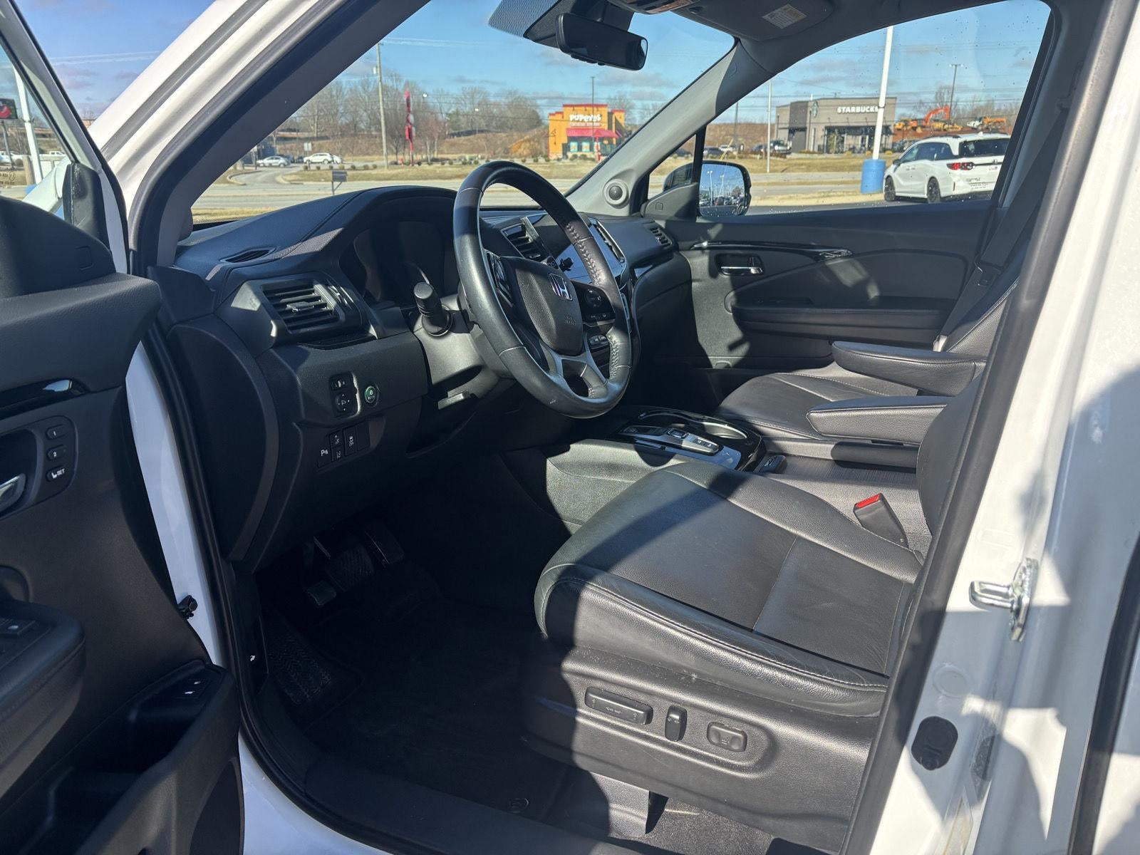 2021 Honda Pilot Touring 8-Passenger