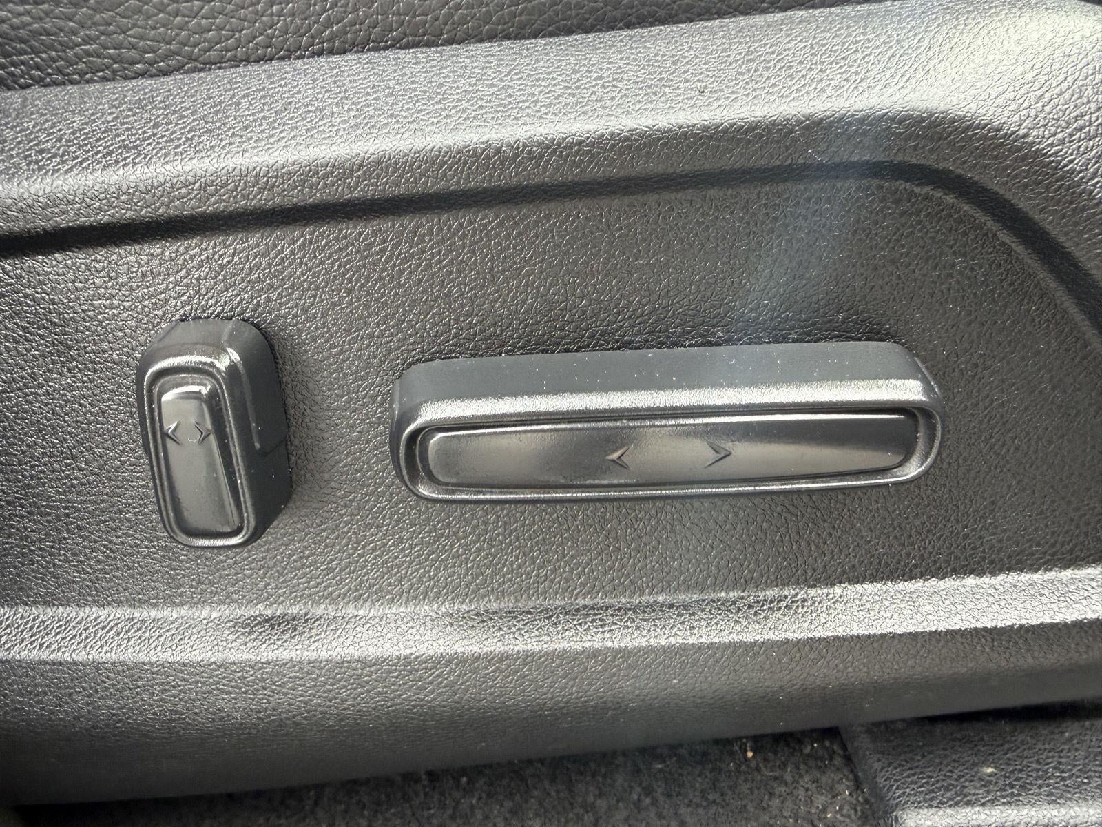 2023 Honda Pilot EX-L 8 Passenger