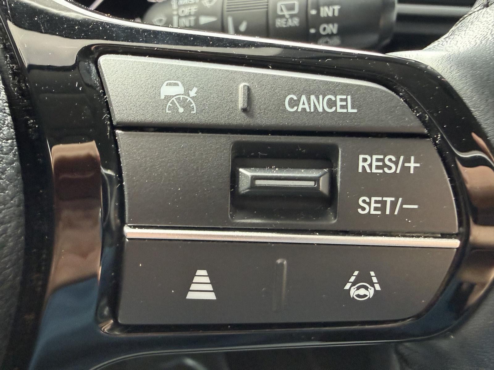 2023 Honda Pilot EX-L 8 Passenger