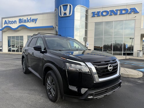 2024 Nissan Pathfinder SV