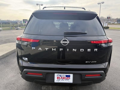 2024 Nissan Pathfinder SV