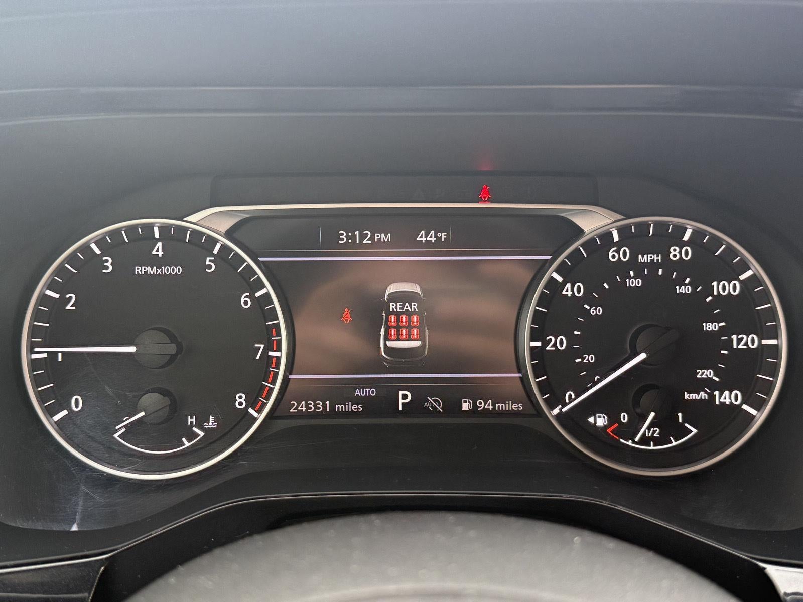 2024 Nissan Pathfinder SV