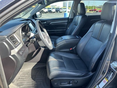 2018 Toyota Highlander SE