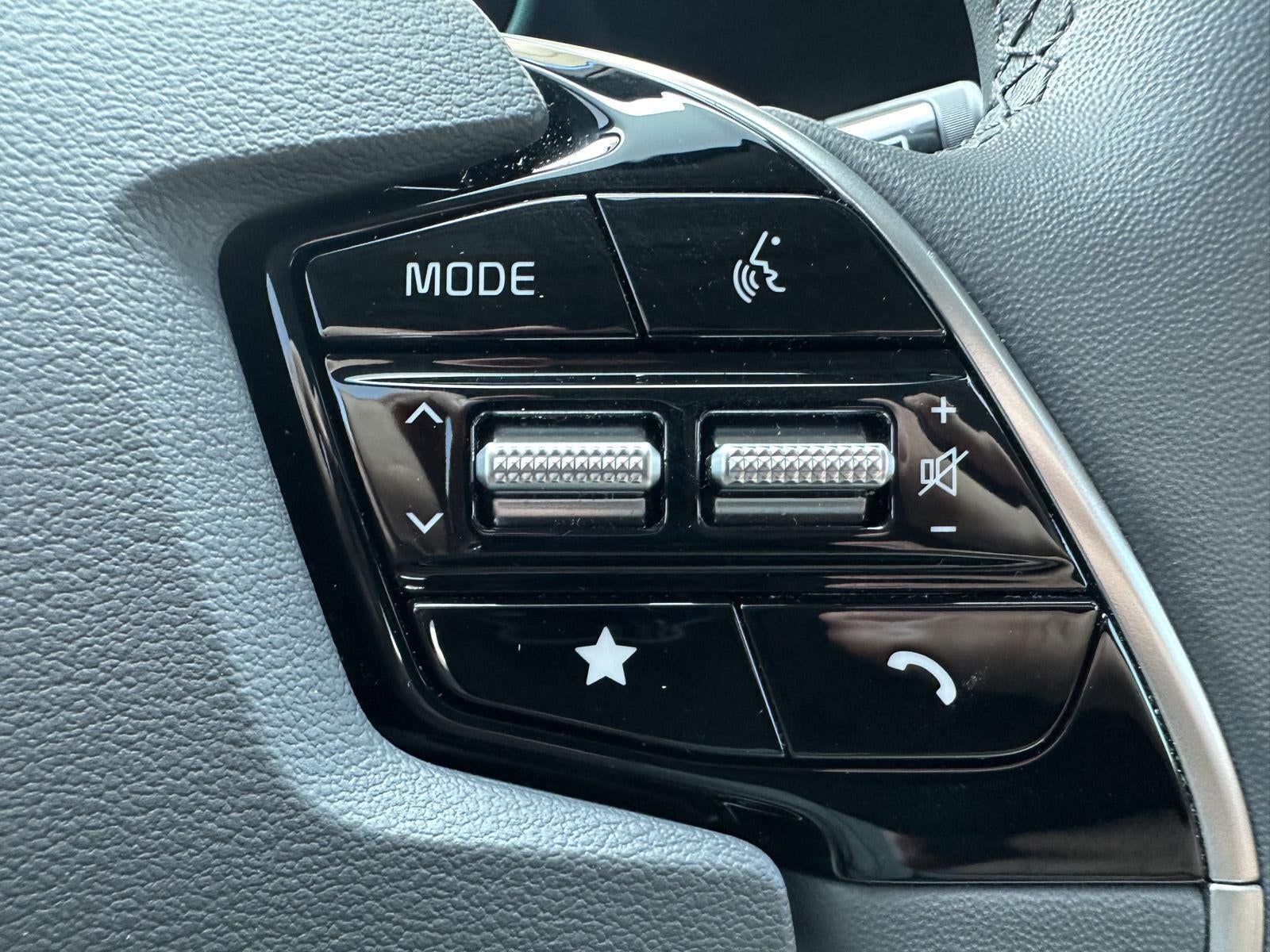 2023 Kia Niro EX Touring