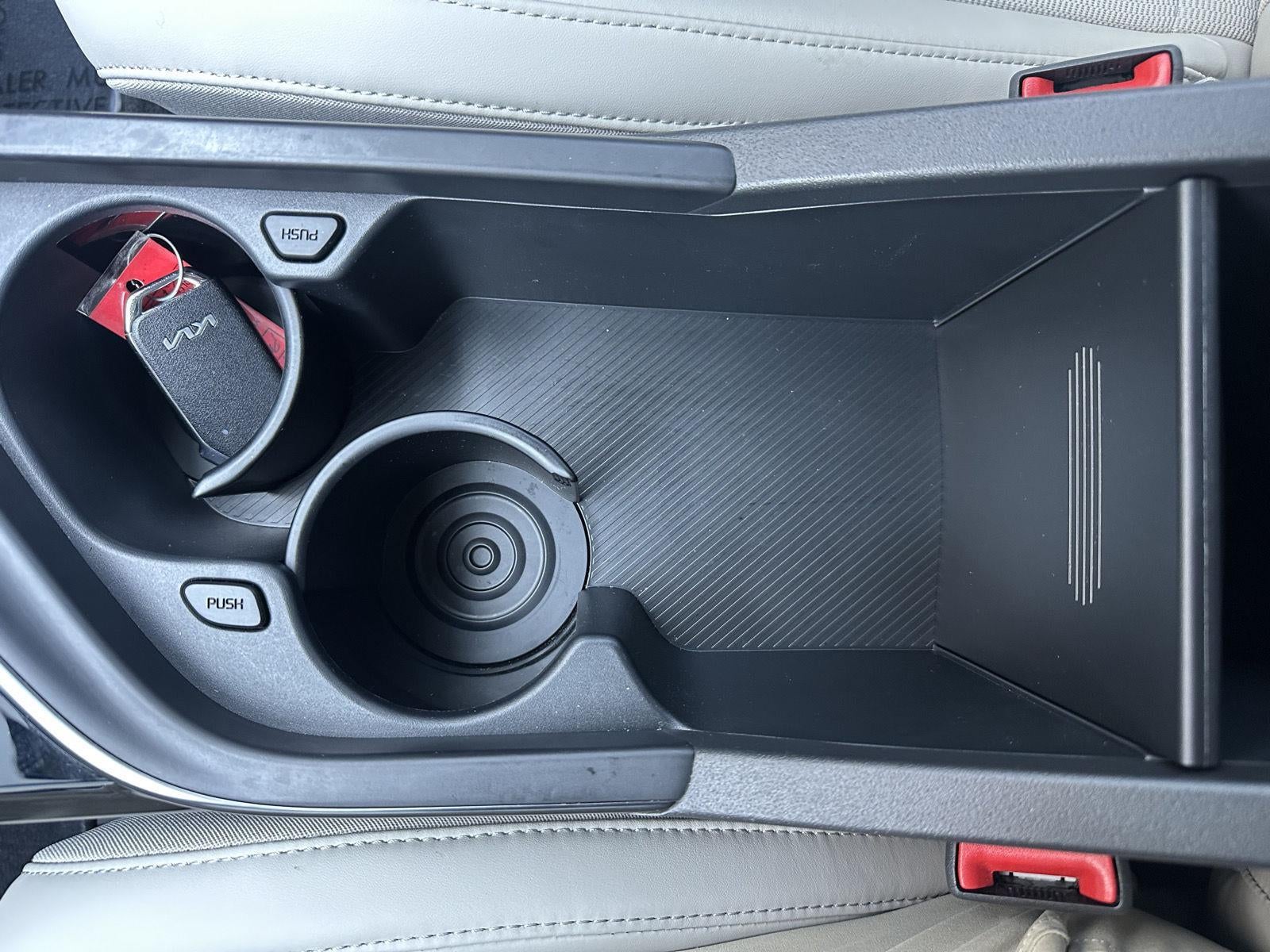 2023 Kia Niro EX Touring