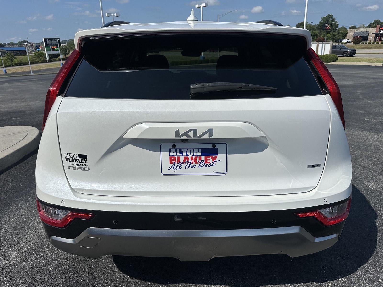 2023 Kia Niro EX Touring