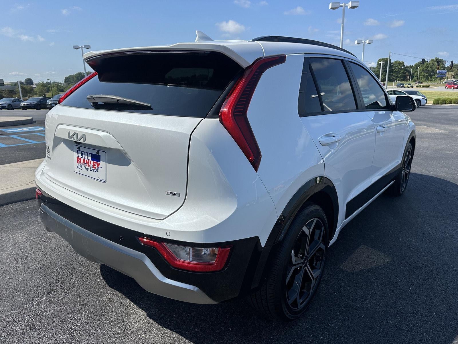 2023 Kia Niro EX Touring